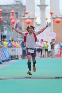 BIB: 5525
                            <button type="button" onclick="openModal(21764424)" class="btn btn-primary btn-sm float-right btn-popup" data-toggle="modal" data-target=".modal-high-quality">
                        <i class="fas fa-shopping-cart"></i> Add to Cart
                    </button>
                                            <button type="button" onclick="isThisMe(21764424, true)" class="btn btn-success btn-sm float-right btn-popup btn-isme hidden" data-toggle="tooltip" data-placement="bottom" title="นี่คือรูปของคุณใช่ไหม คลิกที่นี่เพื่อเอาเข้าอัลบั้ม">
                        <i class="fas fa-plus"></i> Add to album
                    </button>
                    <button type="button" onclick="isThisMe(21764424, false)" class="btn btn-warning btn-sm float-right btn-popup btn-isnotme hidden">
                        <i class="fas fa-ban"></i> Remove from album
                    </button>